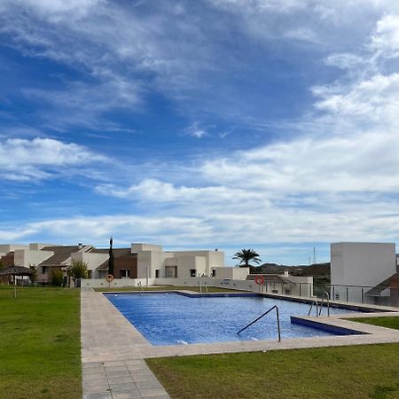 Apartamento Lujo A1 Golf Resort, Valle Del Este Вера Екстериор снимка