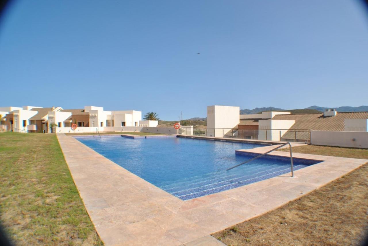 Apartamento Lujo A1 Golf Resort, Valle Del Este Вера Екстериор снимка