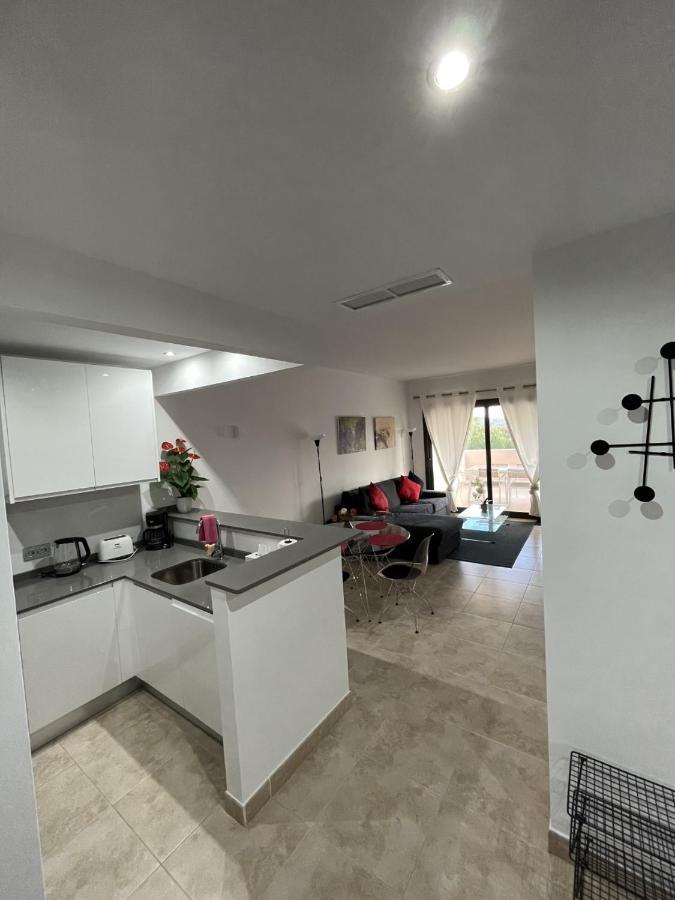 Apartamento Lujo A1 Golf Resort, Valle Del Este Вера Екстериор снимка